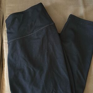 Victoria’s secret knockout capris size medium